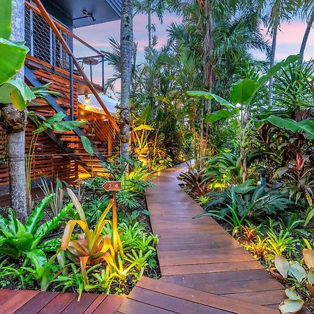 Aparthotel The Palms At Palm Cove Exterior foto